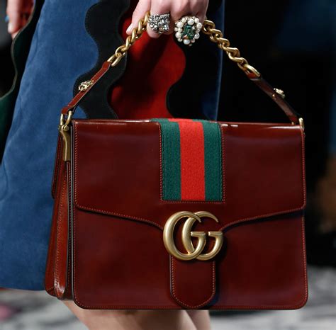 latest style handbags from gucci.